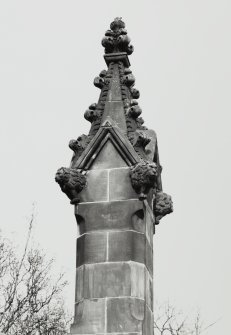 Detail of pinnacle at east end