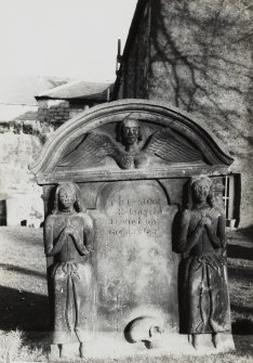 Edinburgh, Kirkgate, Liberton Parish Church Churchyard.
View of the Knox Monument.