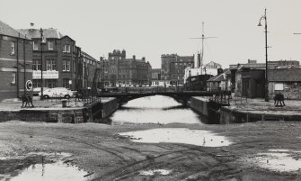 Rennie's Entrance.
General view from West.