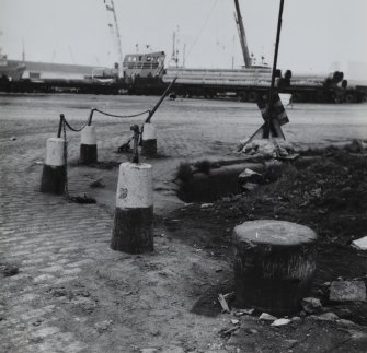 East Old Dock.
View of bollards of two types at North West corner of dock.