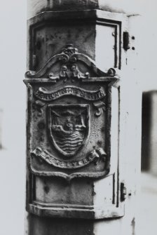 Edinburgh, Maritime Street & Maritime Lane Corner.
Detail of base of lamp post showing carved shield.