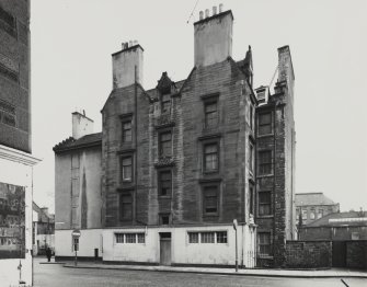 Edinburgh, 16-20 Marshall Street.
General view from North.