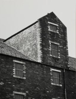 Edinburgh, Pattison Street, Bonded Warehouse.
Detail of raised hoist tower from North East.