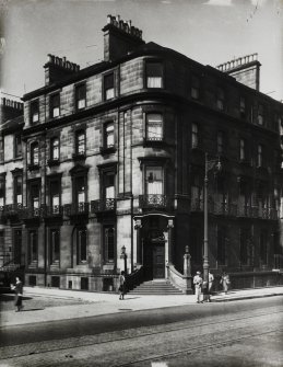 Corner view of 1 Palmerston Place/Coates Place.