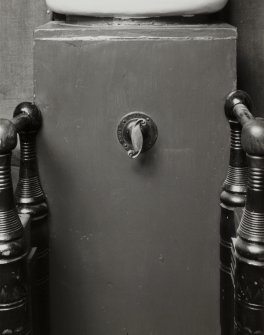 75 Queen Street, Egyptian and Royal Arch Halls; Main hall, detail of column base.