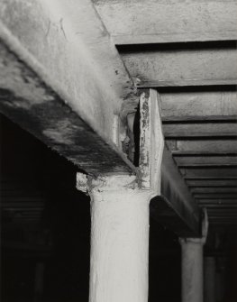 Edinburgh, Leith, Salamander Street, Seafield Maltings, interior.
Detail of cast-iron column head and steel beam on the malting floor.