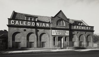 Edinburgh, Slateford Road, Caledonian Brewery.
General view of Slateford Road facade from South-East