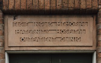 Edinburgh, Spring Gardens, Elsie Inglis Memorial Hospital.
Detail of inscription above doorway of outpatient clinic.