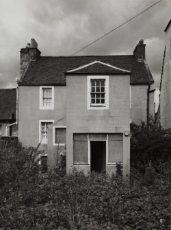 South Queensferry, 1 Mid Terrace.
View from South.