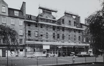 Edinburgh, 16 St Patrick's Square.
General view from North-East.