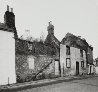 South Queensferry, 14-16 Edinburgh Road.
View from North-East.