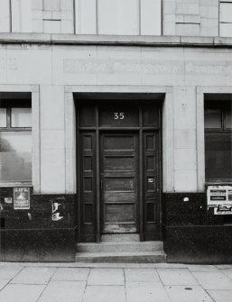 35 Castle Street entrance