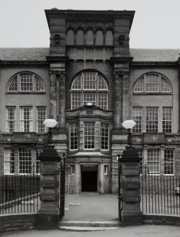 Edinburgh, Boroughmuir High School.
General view of Main Entrance with Gate Piers from West.