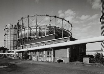 Edinburgh, Granton Gasworks, Pumping Station
General view from SE with gasholder no.2 (left), gasholder no.1 and gasholder no.3 (extreme right). Gasholder no.3 leg is visible in the foreground and the common feed leg is visible on the left