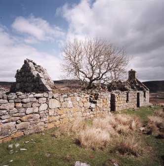 Grumby farmstead: view of S-elevation from W end