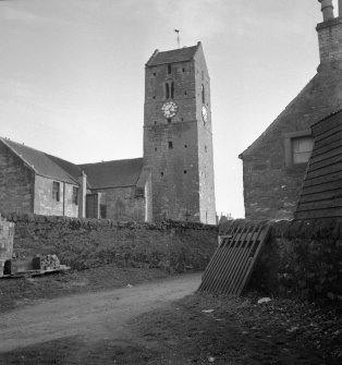 Dunning, St. Serf's Parish Church.
General view of tower.