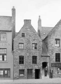 View of 44-48 High Street, Linlithgow, from N.