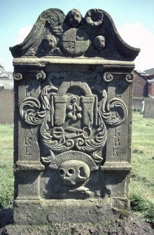 Perth, Greyfriars Burial Ground. Reverse face of gravestone, trade emblems of the Perth Glovers.