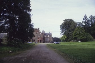 Craighall.
View of main approach to Craighall.
