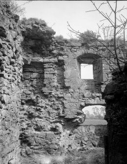 Interior.
Detail of stonework.