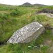 Digital photograph of panel to west, from Scotland's Rock Art Project, Strath Sgitheach Allt Na Criche 7, Highland