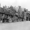 General view of frontages of Sailor's Walk, Kirkcaldy, prior to restoration