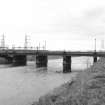 Glasgow, Dalmarnock Road, Dalmarnock Bridge
View from SW showing WSW front