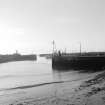 Fraserburgh Harbour
View looking ESE showing SW front of North Pier and NNW front of Middle Jetty