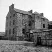 Bo'ness, Scotlands Close, Warehouse
View from NE showing ESE and NNE fronts