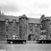 Edinburgh, Orwell Place, Dalry House.
General view with parked cars.