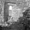 Mull, Inchkenneth Chapel, interior.
View of window.