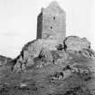 View of Smailholm Tower.
Titled: 'Smailholm Tower. R H Dodd. 1927'.