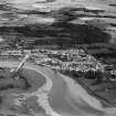 Kirkcudbright, general view, showing Kirkcudbright Bridge and Parish Church, St Mary Street.  Oblique aerial photograph taken facing south-east.
