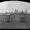 Hopetoun House. View from West, showing central block designed by architect Sir William Bruce.
