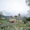 Kirkton of Oyne, township: view of cottage and outshot at NJ 6815 2565, from NE.
