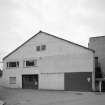 Alloa, Whins Road, Brewery
View from NW of general engineering fitters shop and metal store with administration area above