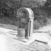 Glackburn, Memorial Fountain