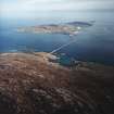 Oblique aerial view centred on the causeway, with the townships adjacent, taken from the NW.
