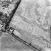 Luncarty, oblique aerial view, taken from the SW, centred on the cropmarks of a settlement, an enclosure and linear cropmarks.