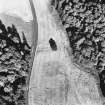 Dunkeld, Bishop's Hill, oblique aerial view, taken from the W, centred on the cropmarks of Dunkeld New Palace.