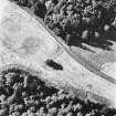 Dunkeld, Bishop's Hill, oblique aerial view, taken from the SE, centred on the cropmarks of Dunkeld New Palace.