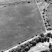 South Lodge, oblique aerial view, taken from the NNW, centred on a series of cropmarks which include a possible enclosure.