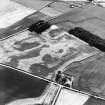 Waughton, settlements and cropmarks: oblique air photograph.
