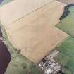 General oblique aerial view centred on the cropmarks of the settlement, taken from the S.