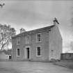 General view of Old Kirkhouse, Cheapside Street, Eaglesham, from north west.