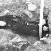 Excavation photograph : Half section of feature 425.