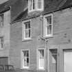 Oblique frontal view of 16 East Shore, Pittenweem.