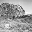 Dun Chonnoull.
View of North-East knoll and curtain wall. 
