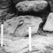 Excavation photograph : detail of stone setting