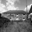 View from SSE of threshing barn.